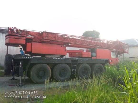 80 ton Grove GMK motor Crane