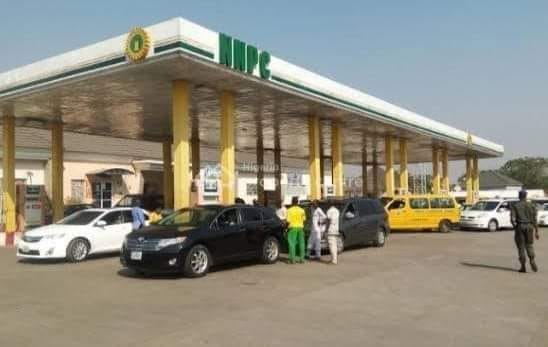 Nigeria Struggles to Supply Gasoline to Its Consumers